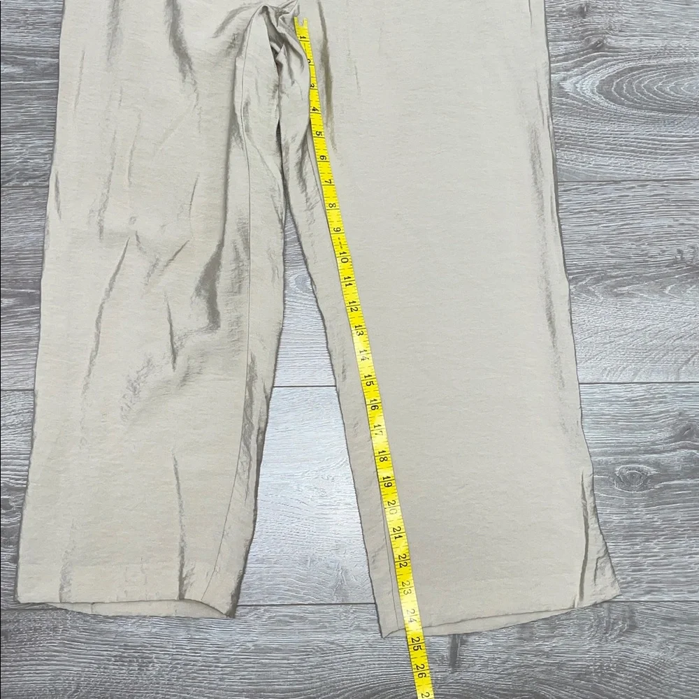 NWT Chico’s Khaki Fluid Crinkle Crop Pant The Ultimate Fit Chico’s 1.5 (US M/10) - Picture 10 of 16